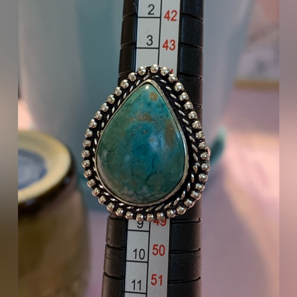 Genuine Howlite silver ring. Size 4 - Picture 3 of 9